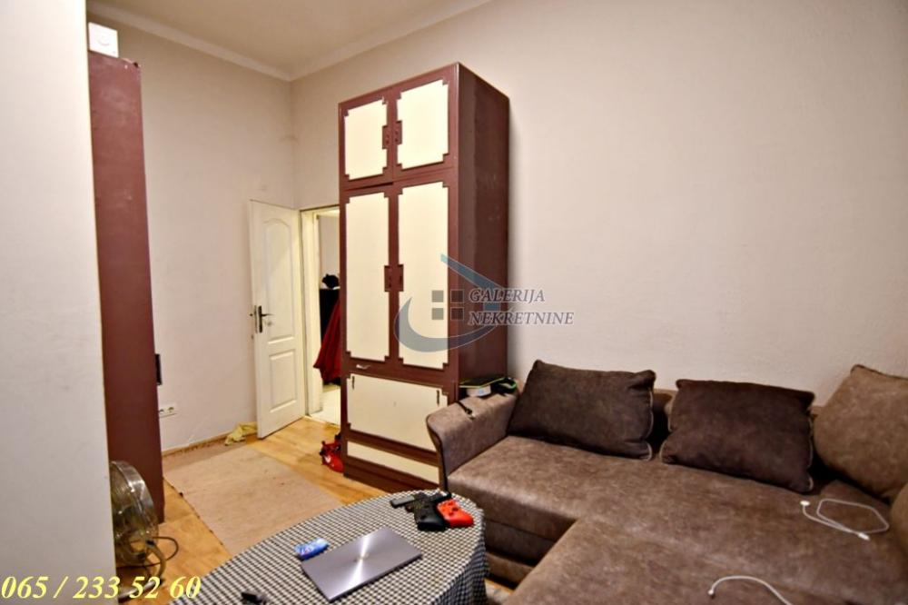 Slika 1 - Kraljice Marije, Petosoban stan na prodaju, 112m2, 270.000€