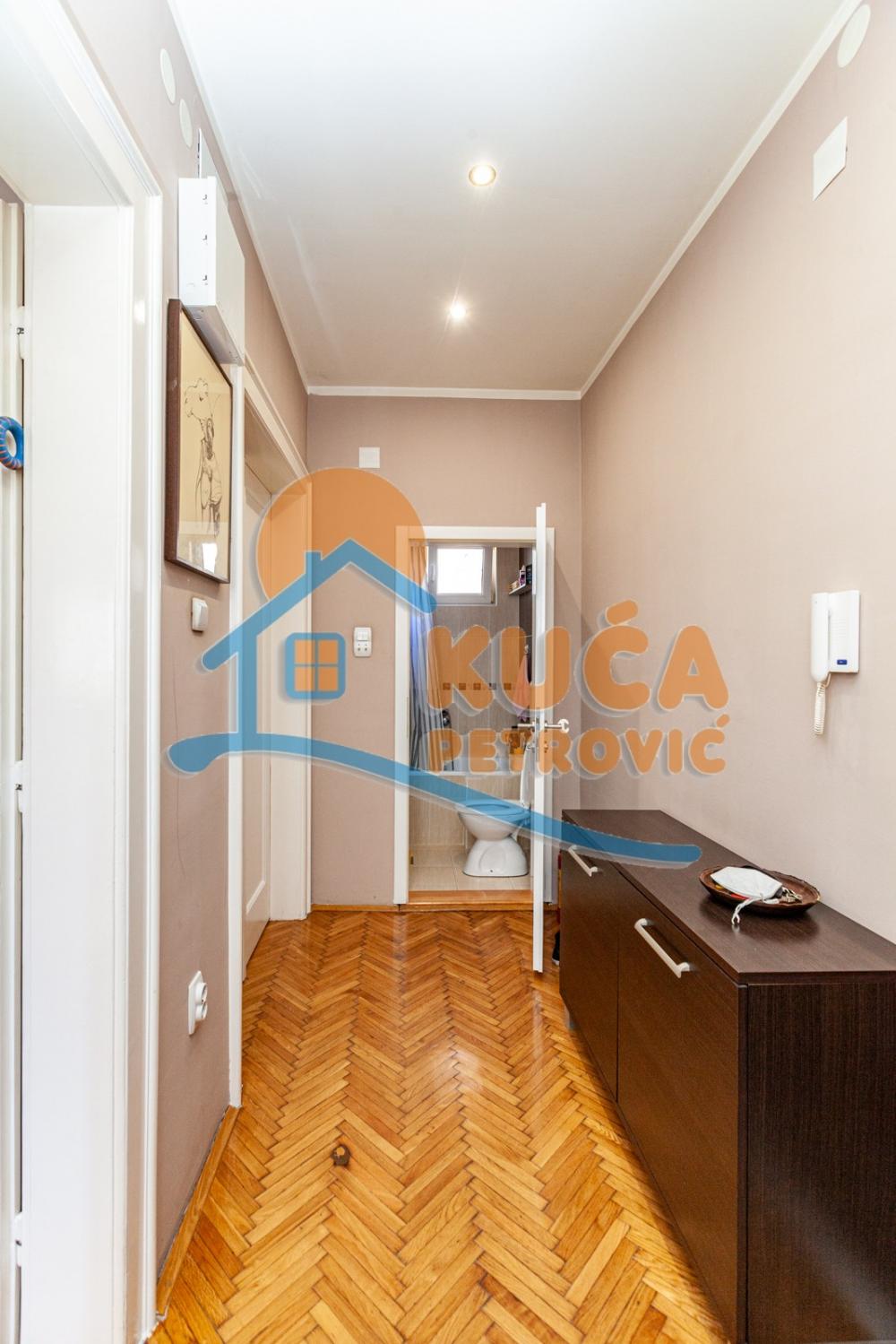 Slika 4 - Hajduk Veljkova, Četvorosoban stan na prodaju, 140m2, 283.600€