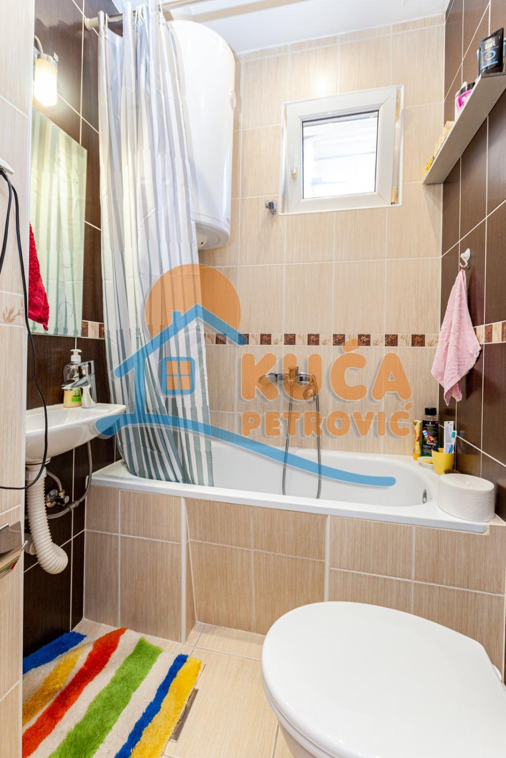 Slika 5 - Hajduk Veljkova, Četvorosoban stan na prodaju, 140m2, 283.600€