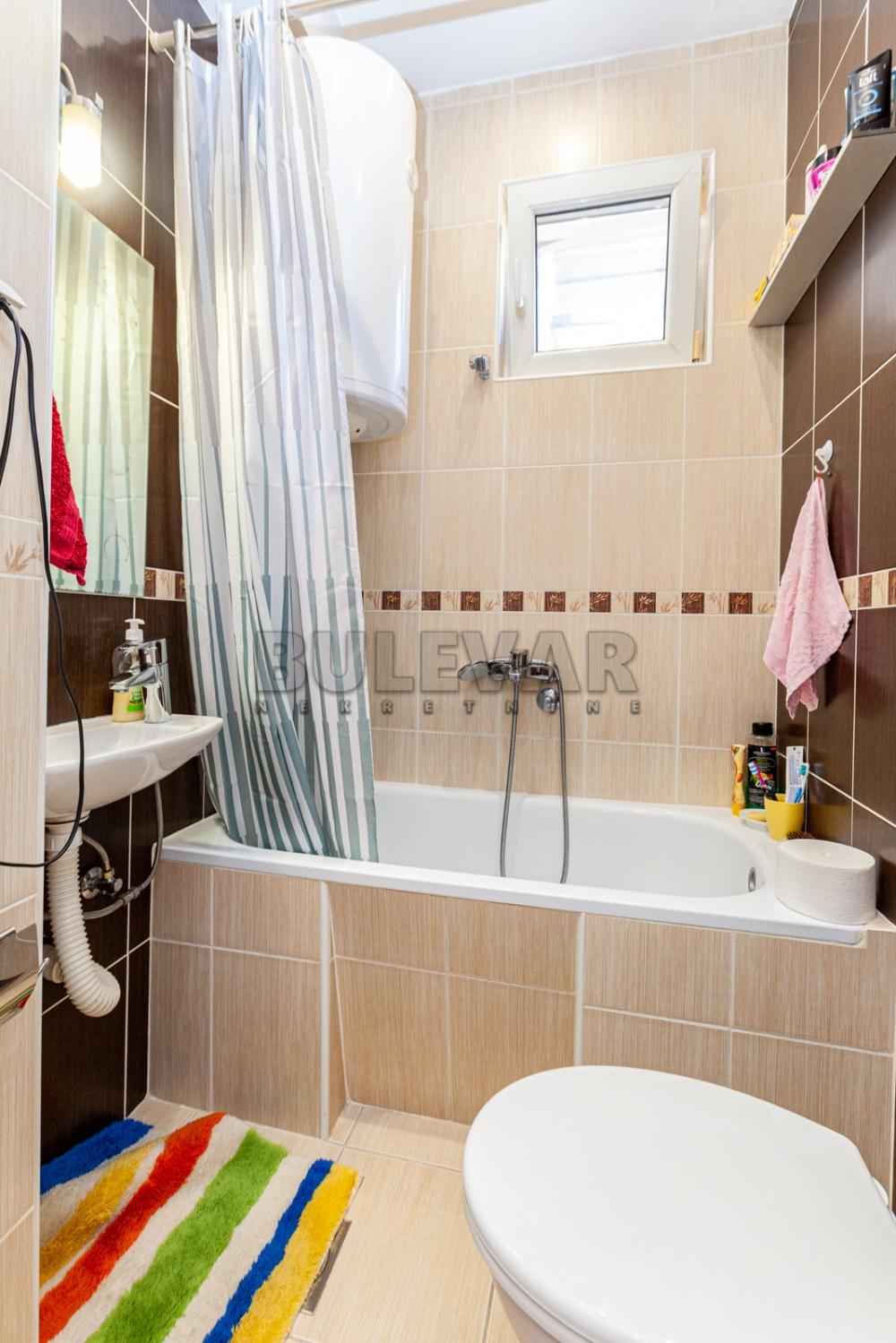 Slika 5 - Hajduk Veljkova, Četvorosoban stan na prodaju, 140m2, 283.600€