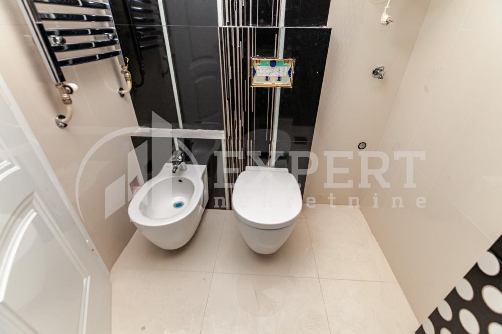 Slika 9 - Stanoja Bunuševca, Četvorosoban stan na prodaju, 155m2, 320.000€