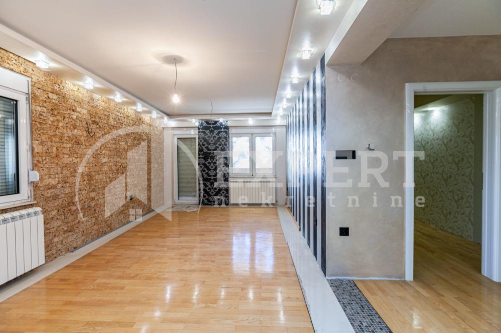 Slika 1 - Stanoja Bunuševca, Četvorosoban stan na prodaju, 155m2, 320.000€