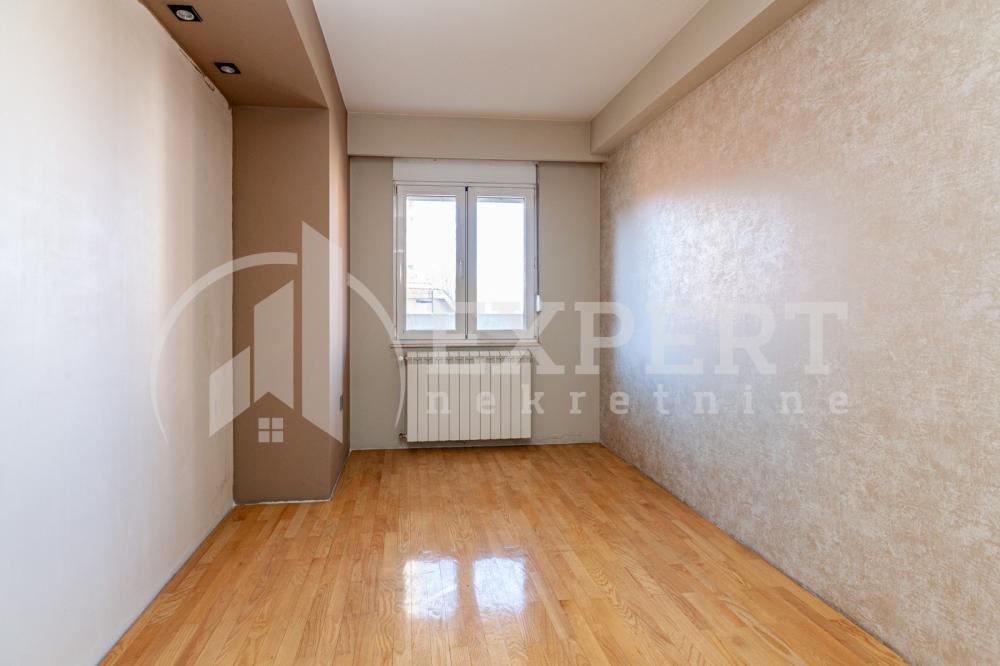 Slika 4 - Stanoja Bunuševca, Četvorosoban stan na prodaju, 155m2, 320.000€