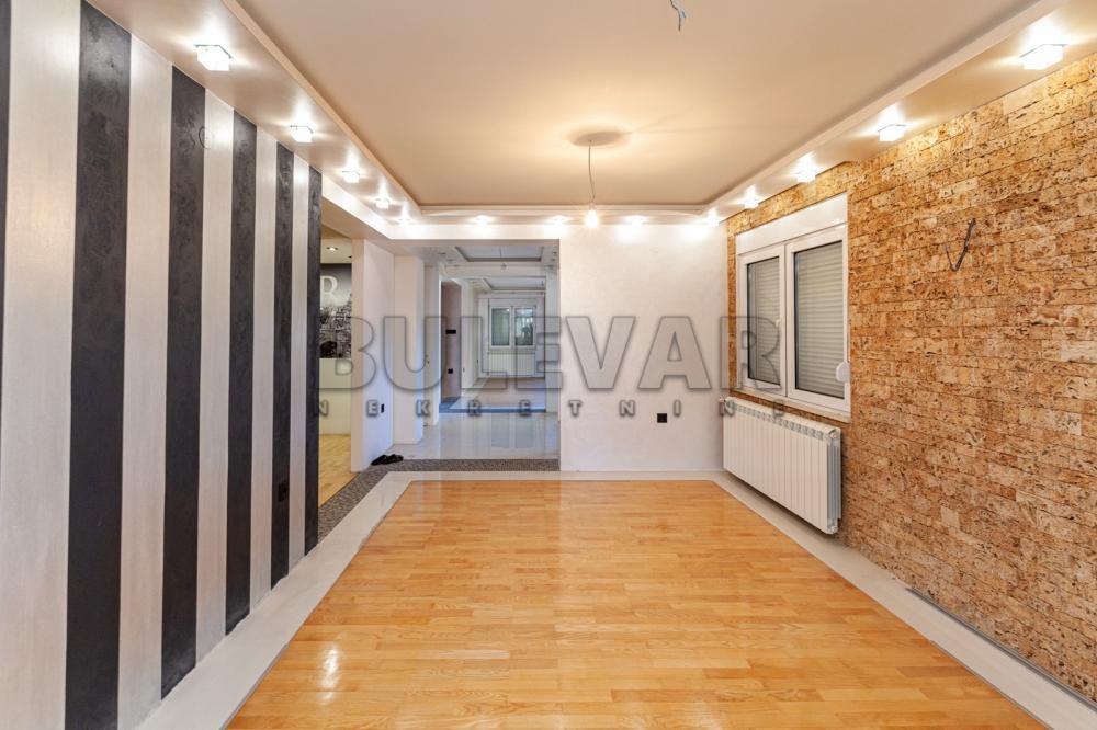 Glavna slika -Stanoja Bunuševca, Četvorosoban stan na prodaju, 155m2, 320.000€