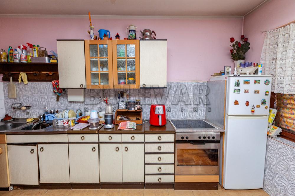 Slika 2 - Mirisnih vrba,  Kuća na prodaju, 300m2, 155.000€