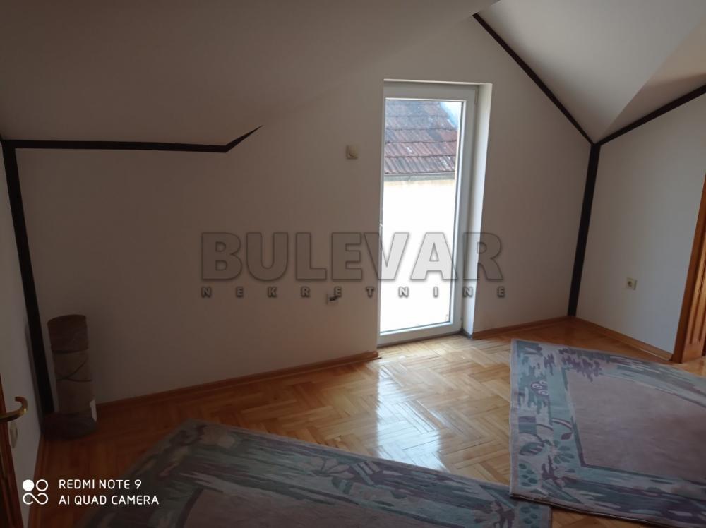 Slika 3 - Generala Milojka Lešjanina,  Lokal za izdavanje, 160m2, 1.000€