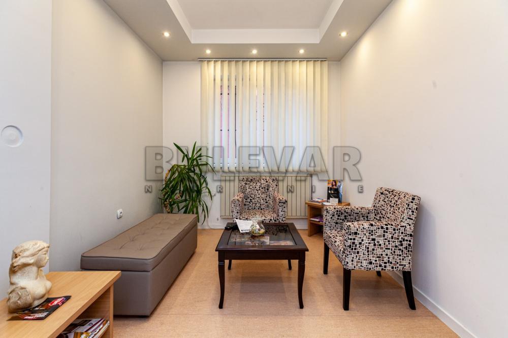 Glavna slika -Obrenovićeva,  Lokal za izdavanje, 40m2, 450€