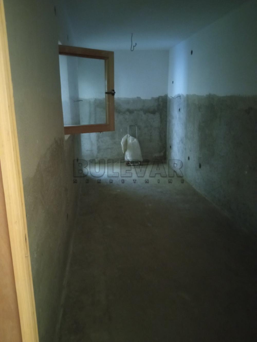 Slika 2 - Kumanovska,  Lokal za izdavanje, 110m2, 400€