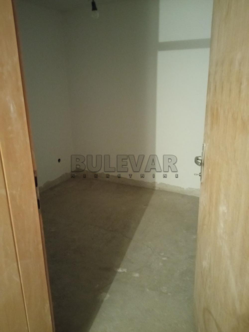 Slika 3 - Kumanovska,  Lokal za izdavanje, 110m2, 400€