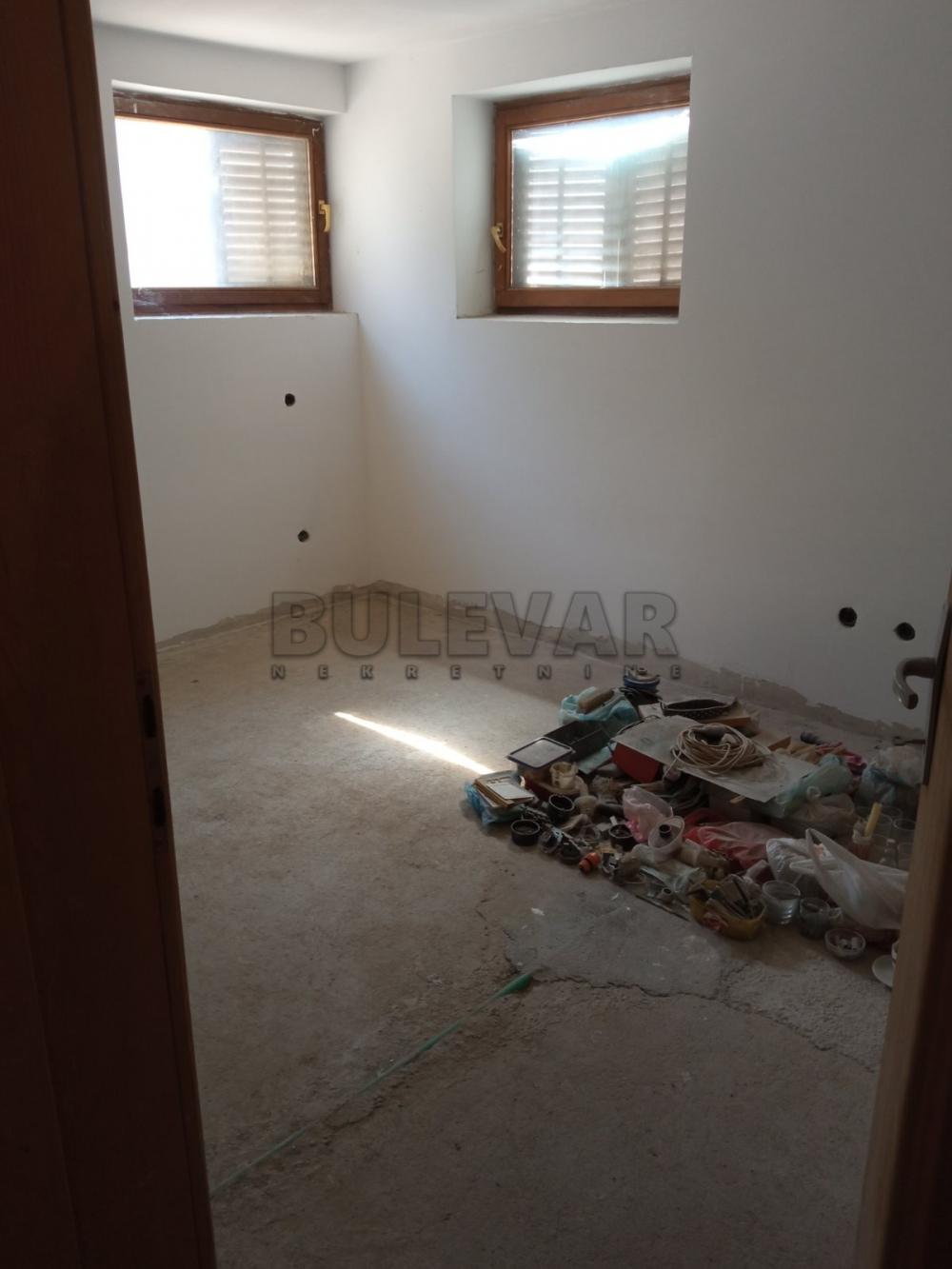 Slika 5 - Kumanovska,  Lokal za izdavanje, 110m2, 400€