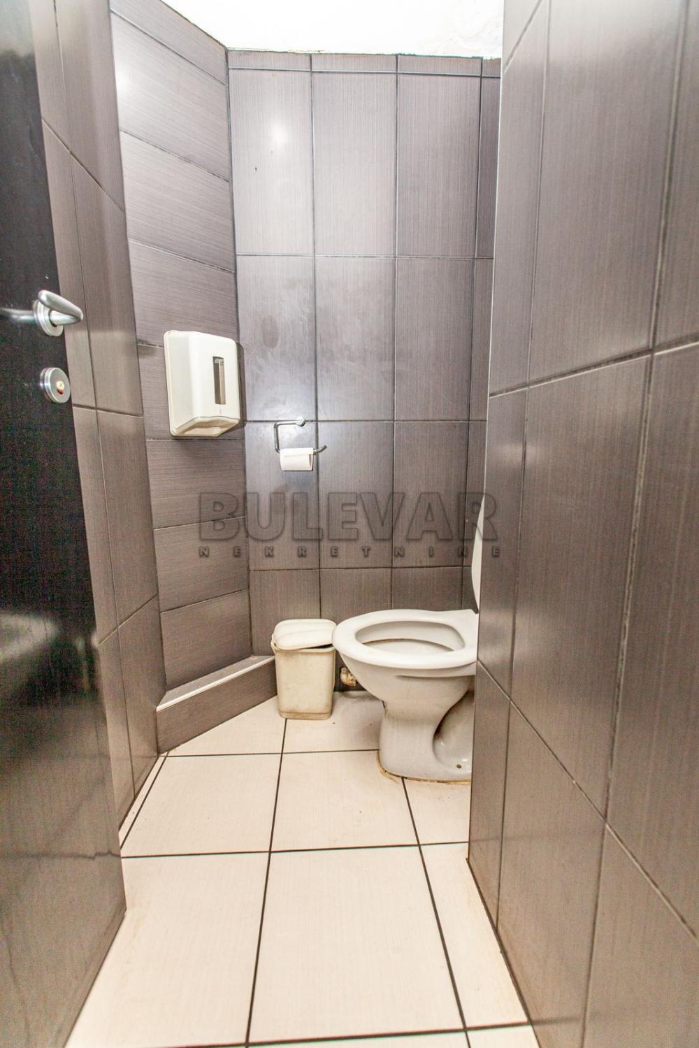 Slika 8 - Trg kralja Aleksandra Ujedinitelja,  Lokal na prodaju, 100m2, 300.000€