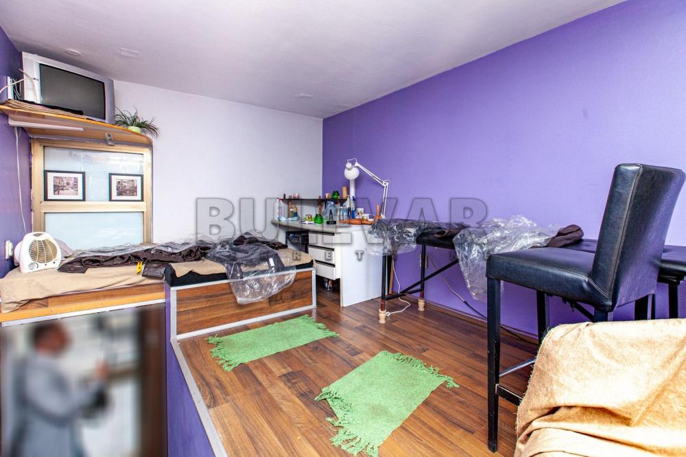 Slika 6 - Trg kralja Aleksandra Ujedinitelja,  Lokal na prodaju, 100m2, 300.000€