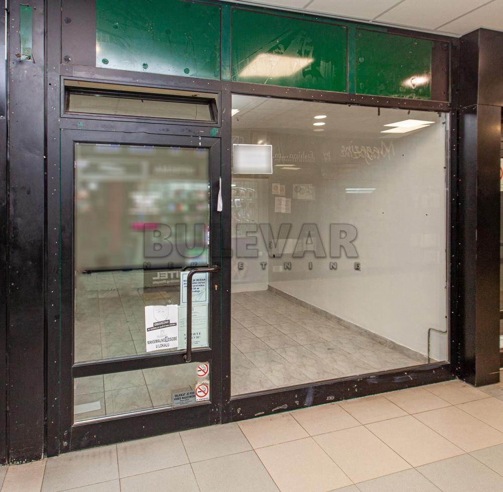 Slika 2 - Obrenovićeva,  Lokal na prodaju, 14m2, 58.750€