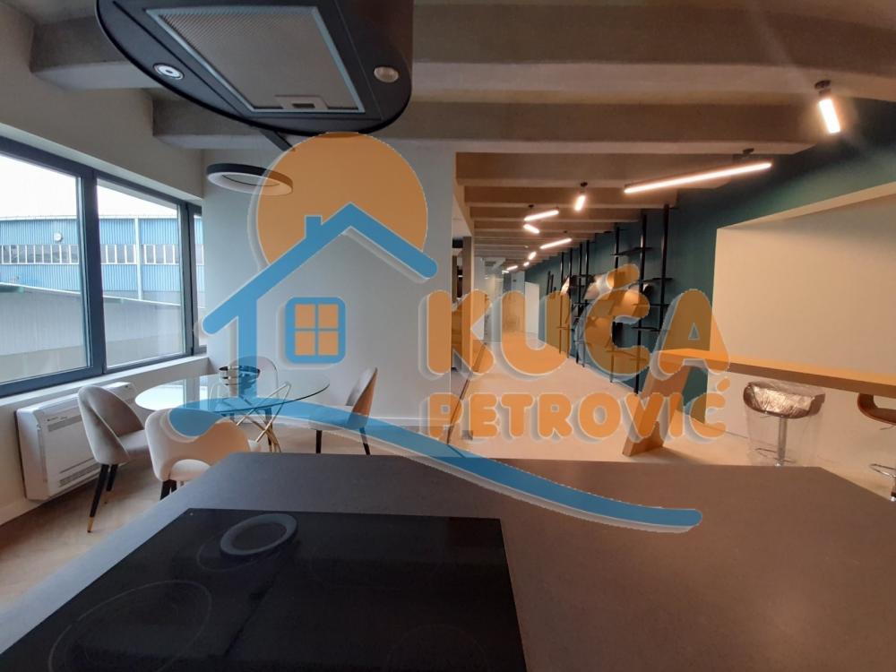 Slika 8 - Bulevar 12. februar,  Lokal za izdavanje, 130m2, 1.600€