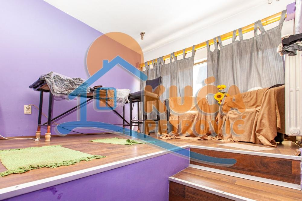 Slika 7 - Trg kralja Aleksandra Ujedinitelja,  Lokal na prodaju, 100m2, 300.000€