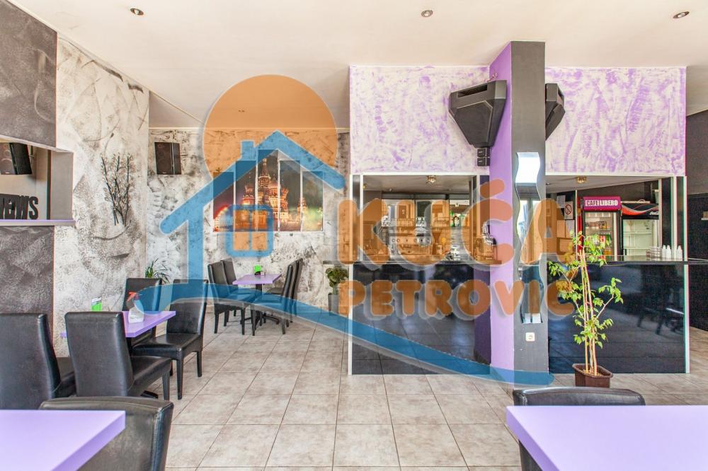 Slika 1 - Trg kralja Aleksandra Ujedinitelja,  Lokal na prodaju, 100m2, 300.000€