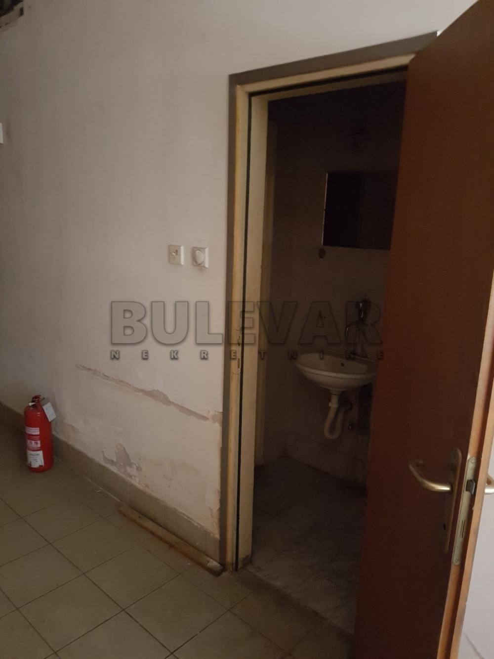Glavna slika -Obrenovićeva,  Lokal na prodaju, 50m2, 73.000€