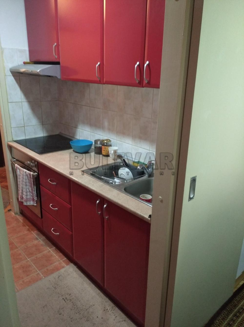 Slika 5 - Obrenovićeva, Četvorosoban stan na prodaju, 102m2, 210.000€