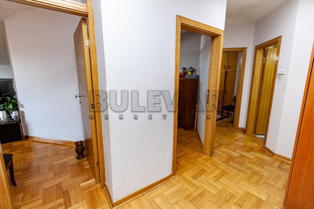 Glavna slika -Generala Milojka Lešjanina, Trosoban stan na prodaju, 95m2, 167.000€