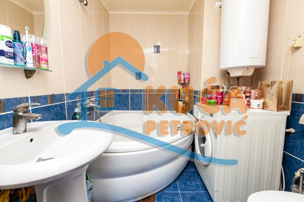 Slika 8 - Kralja Stefana Prvovenčanog, Četvorosoban stan na prodaju, 120m2, 250.000€