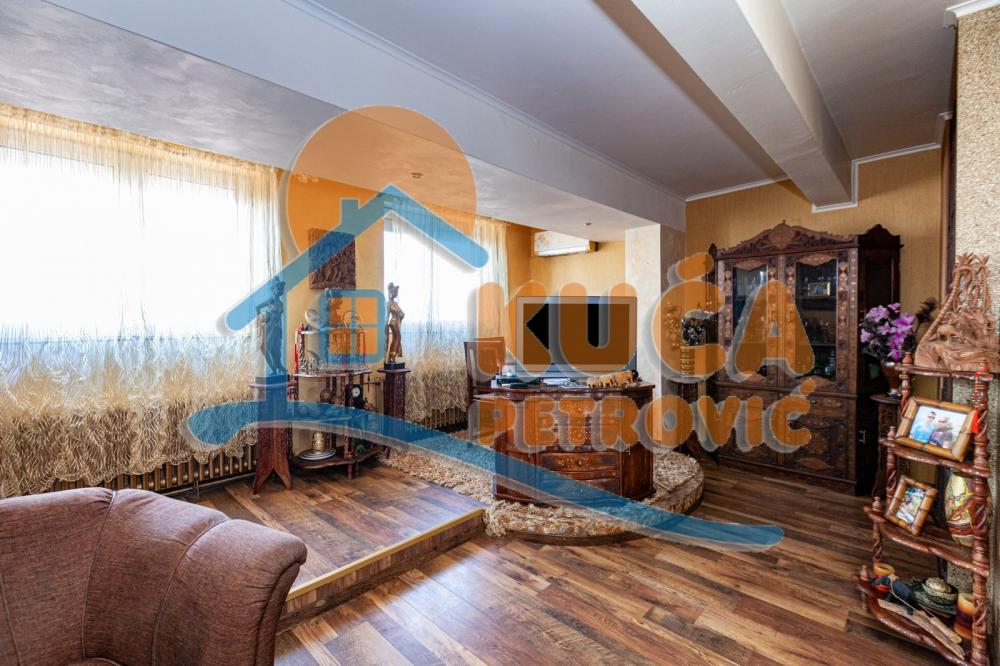 Slika 3 - Kralja Stefana Prvovenčanog, Četvorosoban stan na prodaju, 120m2, 250.000€