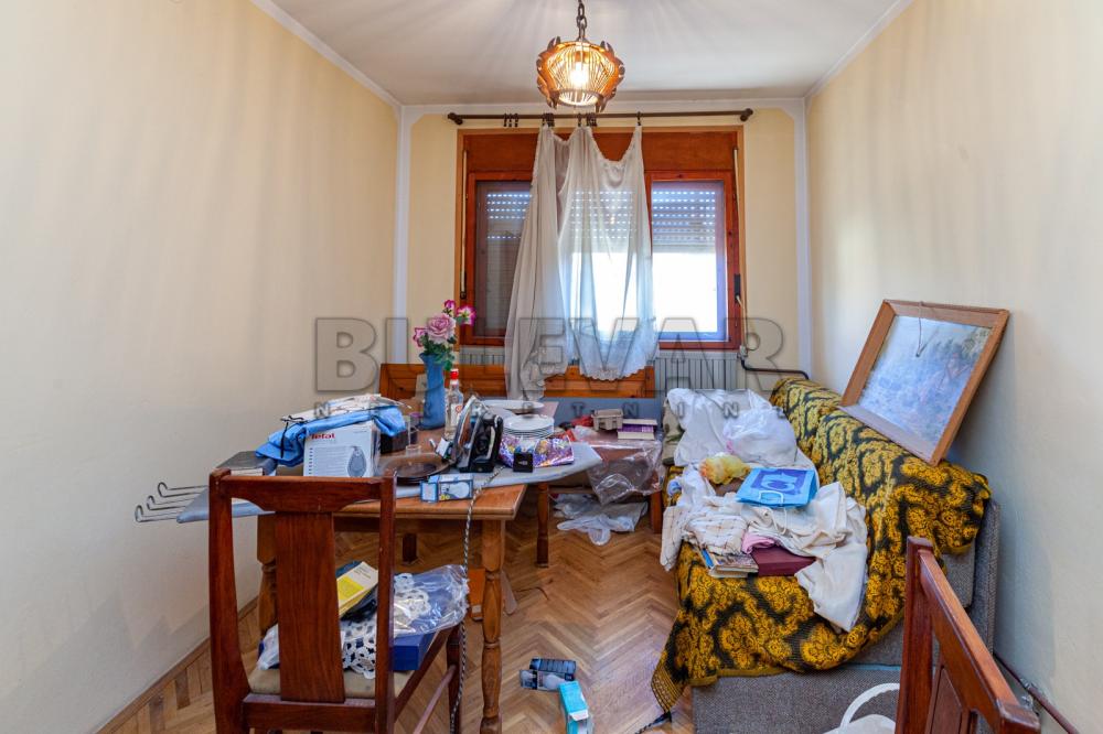 Slika 8 - 8. mart,  Kuća na prodaju, 170m2, 102.000€