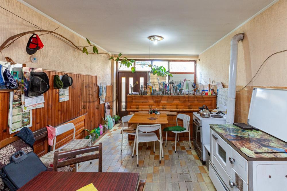 Slika 3 - 8. mart,  Kuća na prodaju, 170m2, 102.000€