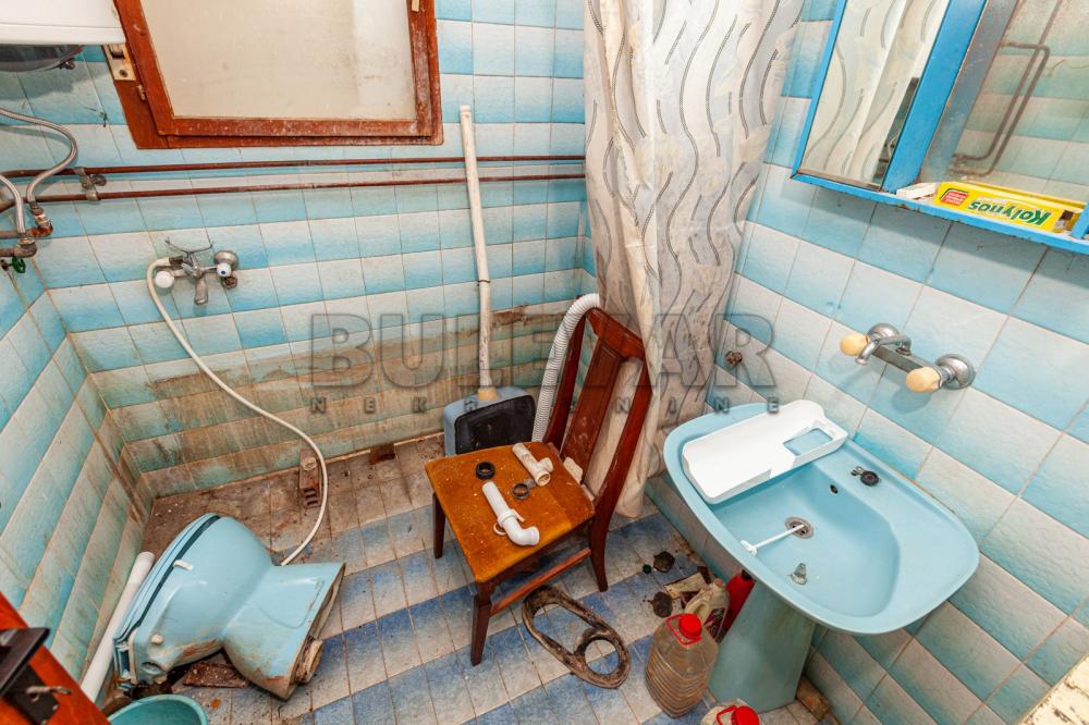 Slika 10 - 8. mart,  Kuća na prodaju, 170m2, 102.000€