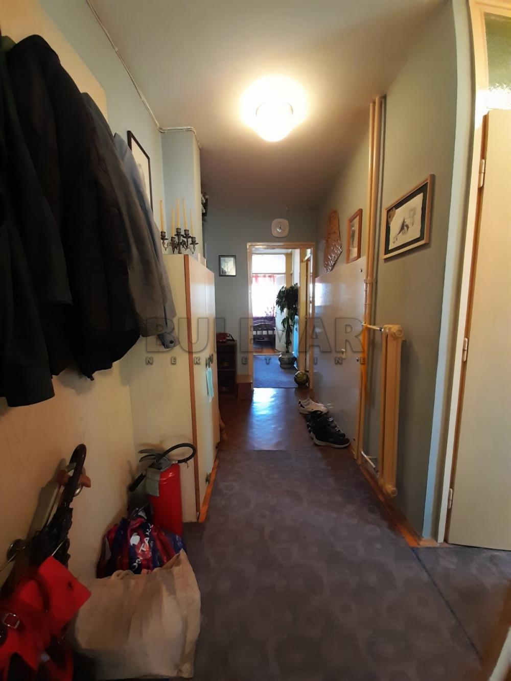 Slika 6 - Cara Dušana, Četvorosoban stan na prodaju, 92m2, 185.000€