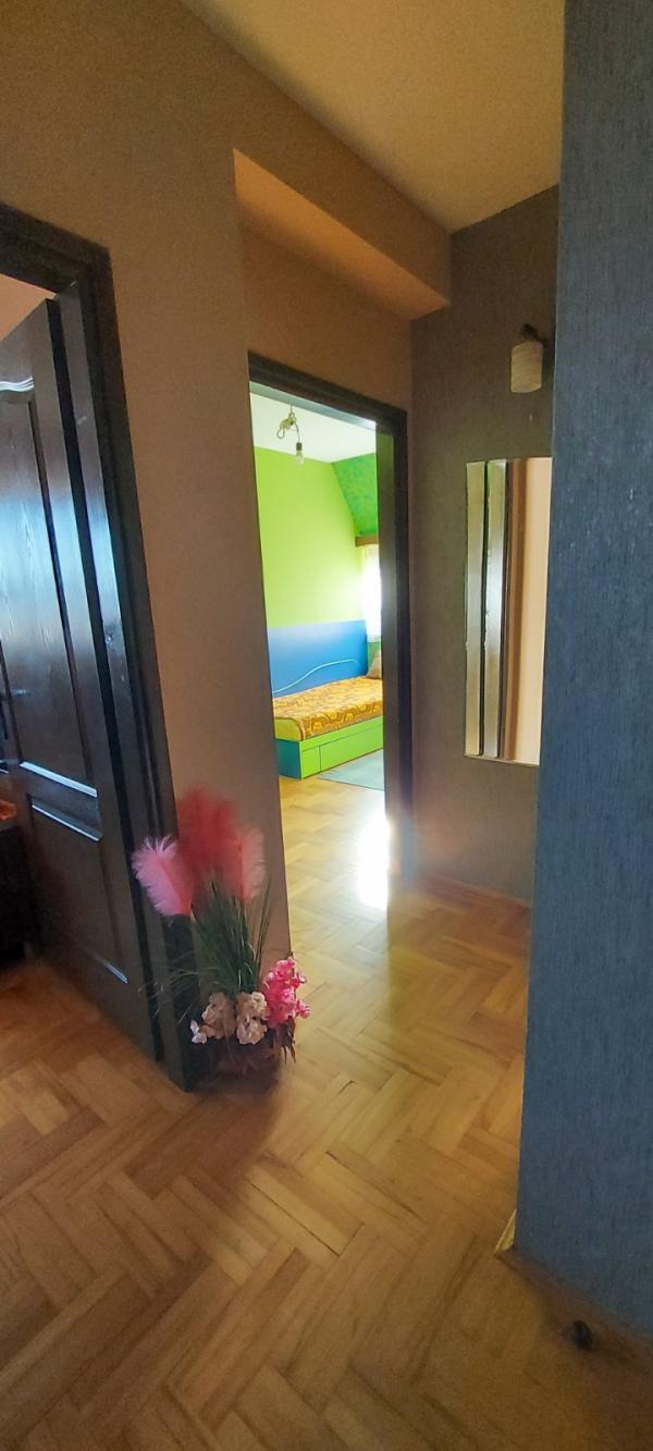 Slika 6 - Knjazevacka, Četvorosoban stan na prodaju, 98m2, 82.000€