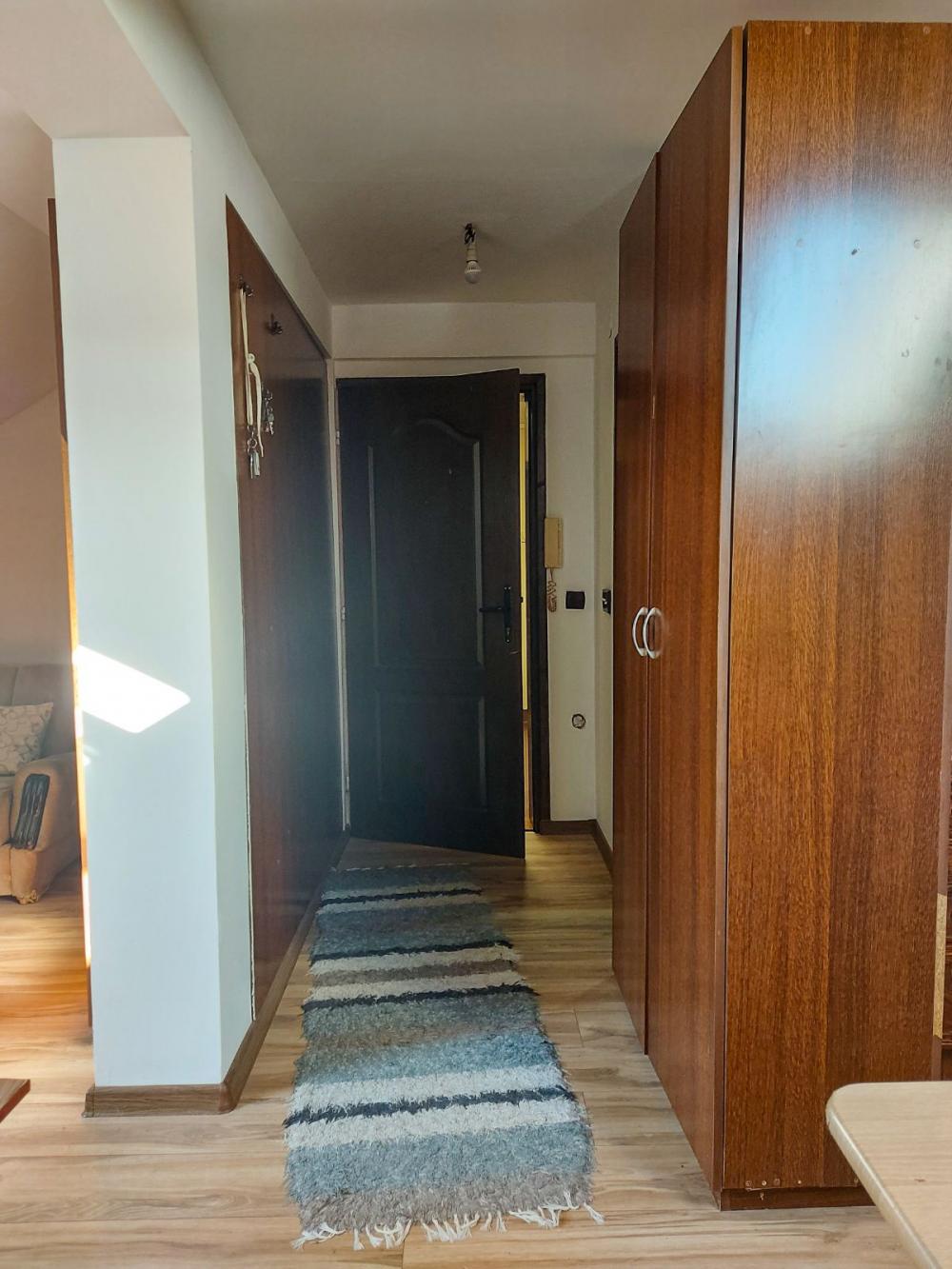 Slika 4 - Knjazevacka, Četvorosoban stan na prodaju, 98m2, 82.000€