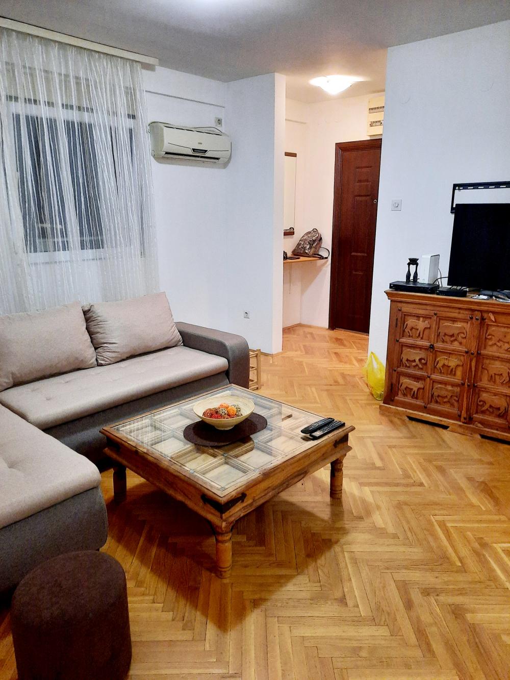 Slika 1 - Dvoiposoban stan za izdavanje, 64m2, 450€