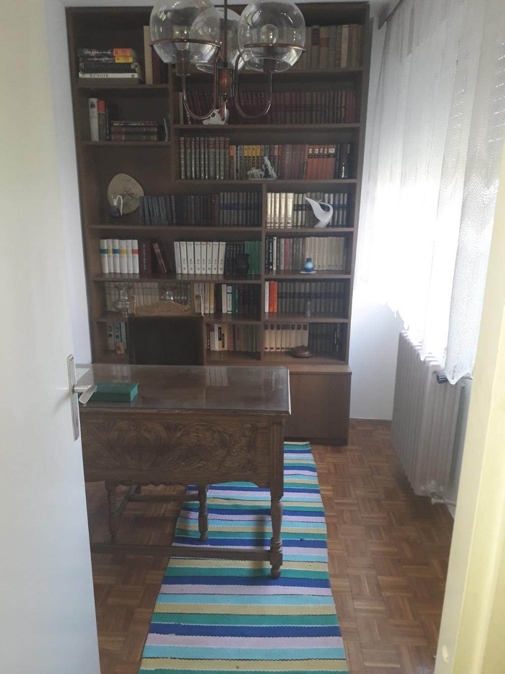 Slika 1 - Balzakovs, Četvoroiposoban stan za izdavanje, 104m2, 700€