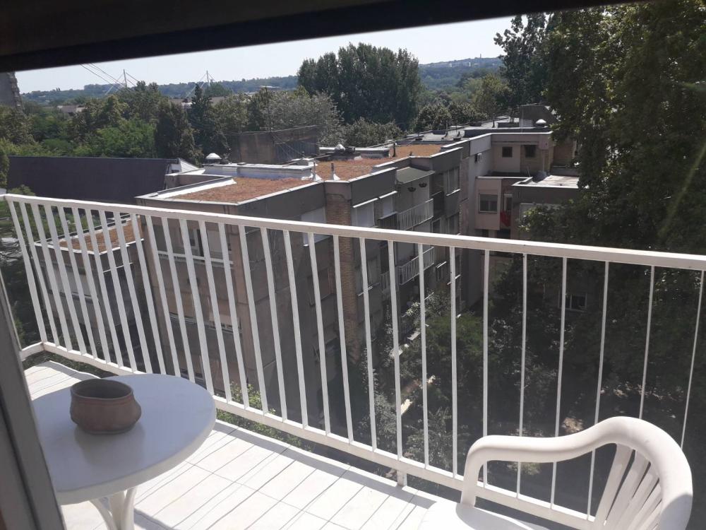 Slika 3 - Balzakovs, Četvoroiposoban stan za izdavanje, 104m2, 700€