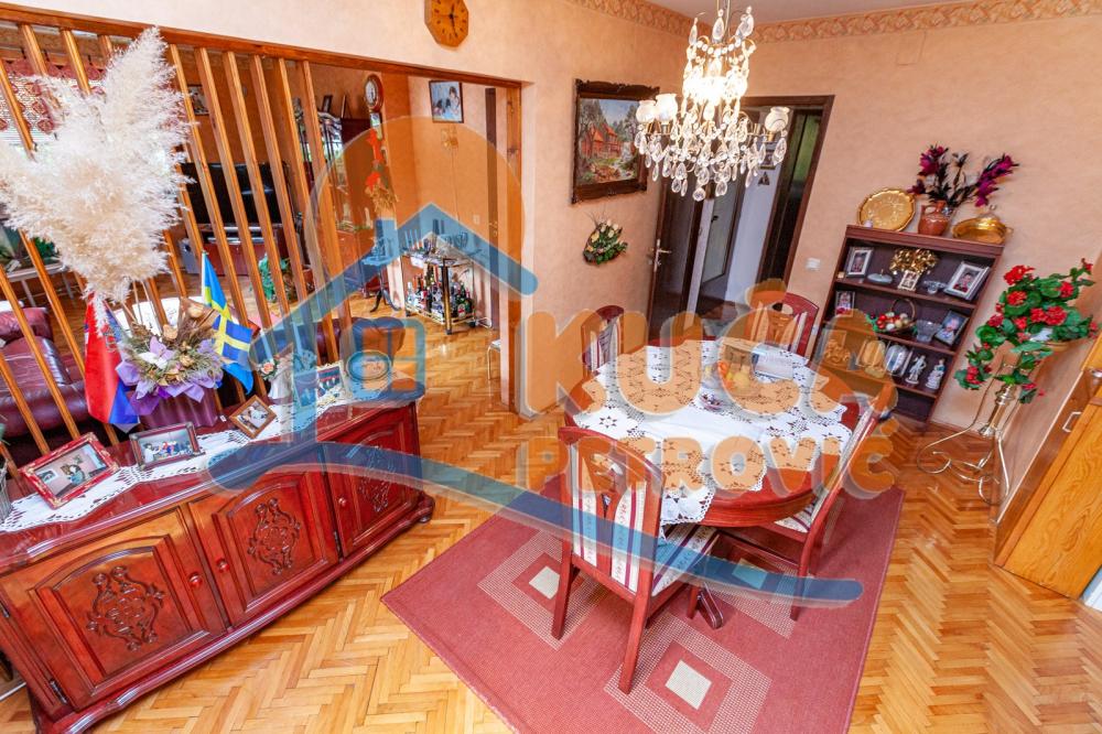 Slika 8 - Krfska,  Kuća na prodaju, 560m2, 460.000€