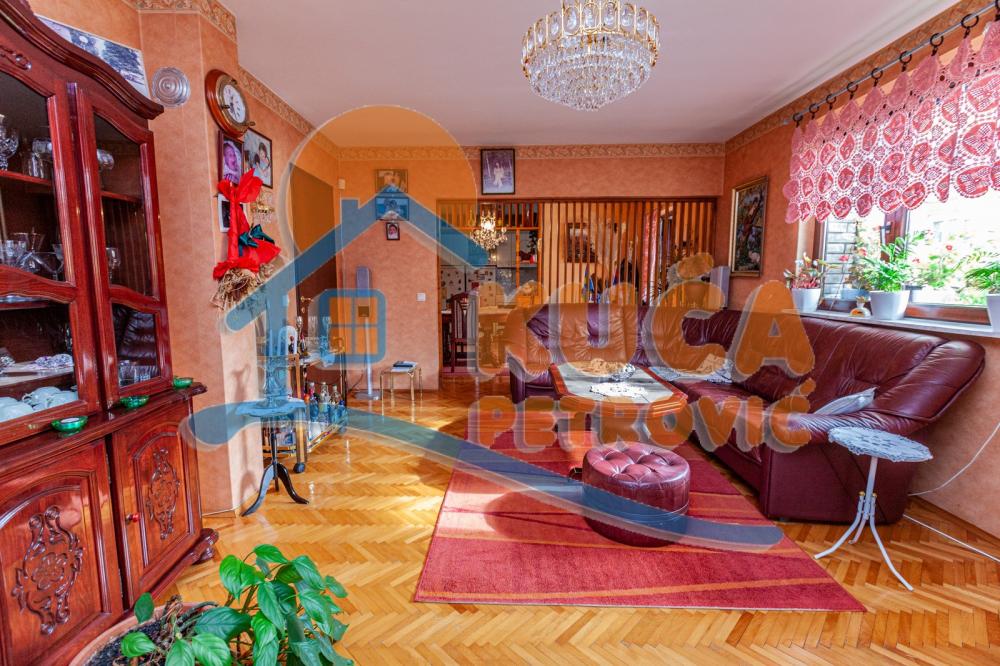 Slika 7 - Krfska,  Kuća na prodaju, 560m2, 460.000€