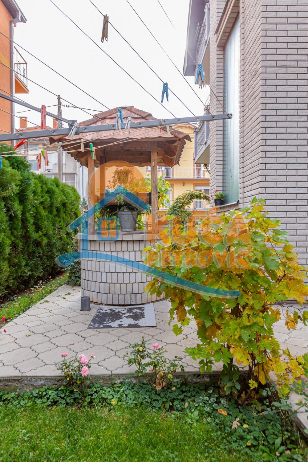 Slika 4 - Krfska,  Kuća na prodaju, 560m2, 460.000€