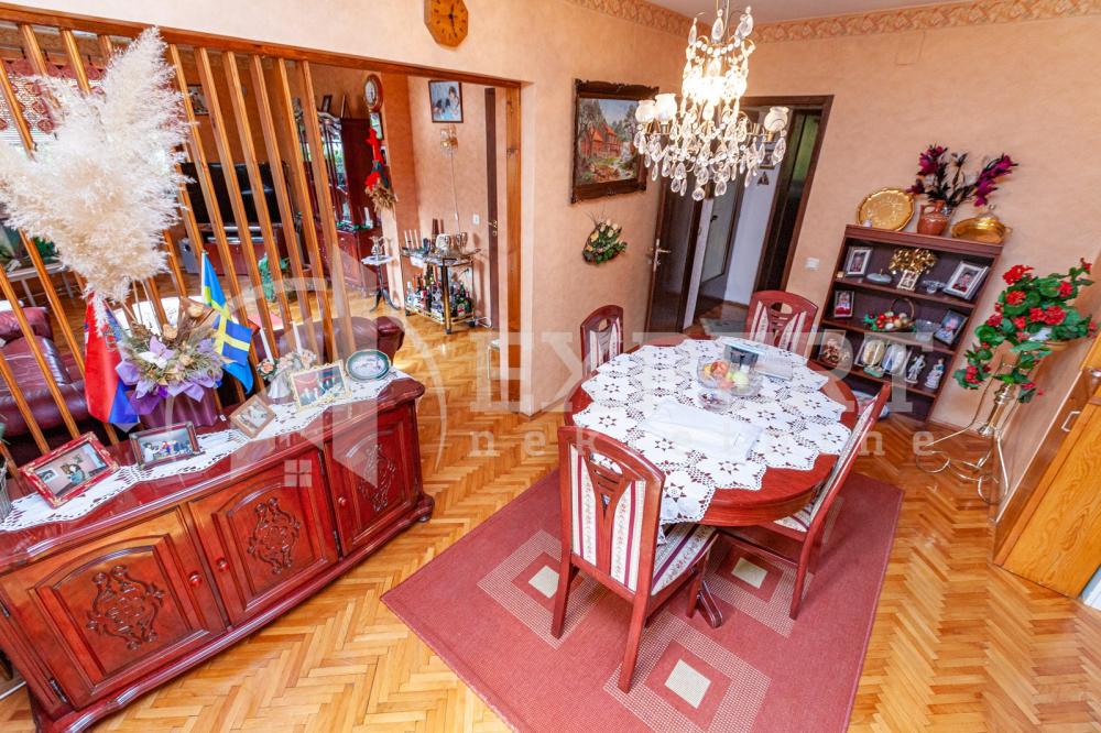 Slika 8 - Krfska,  Kuća na prodaju, 560m2, 460.000€