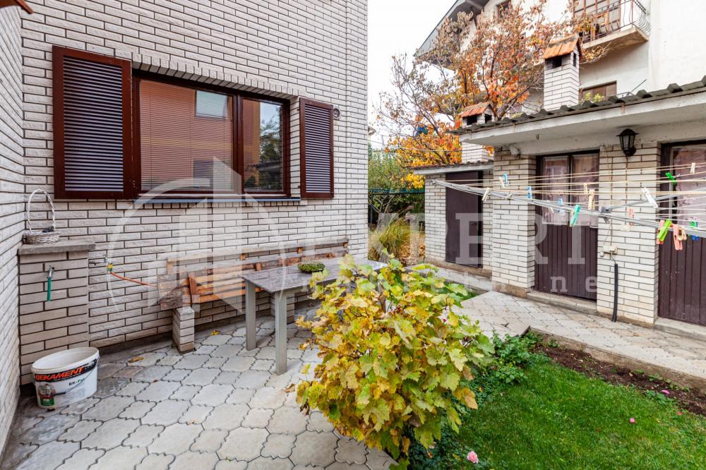 Slika 5 - Krfska,  Kuća na prodaju, 560m2, 460.000€