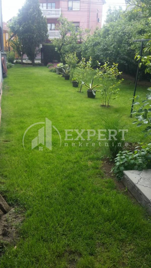 Slika 3 - Krfska,  Kuća na prodaju, 560m2, 460.000€