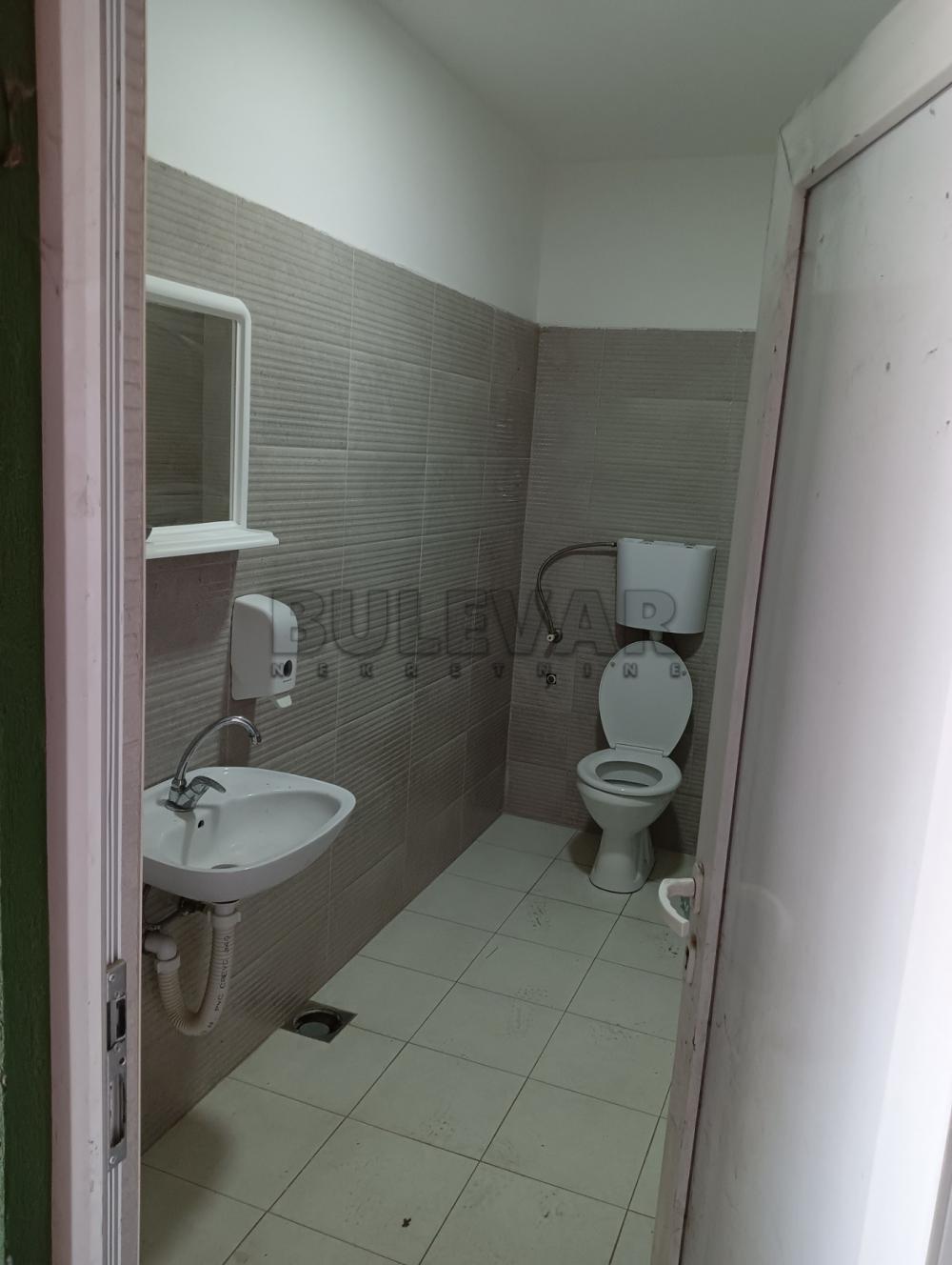 Slika 10 - Bulevar svetog cara,  Lokal za izdavanje, 1420m2, 3.550€