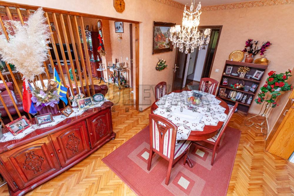 Slika 8 - Krfska,  Kuća na prodaju, 560m2, 460.000€