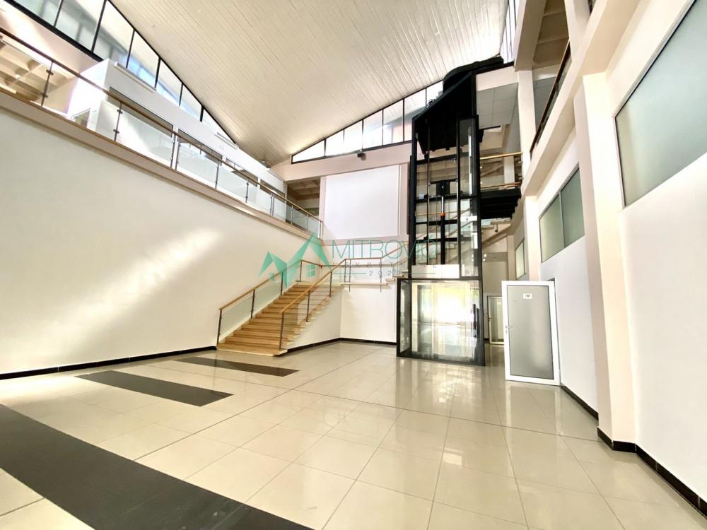 Slika 1 -  Lokal za izdavanje, 1628m2, 21.157€