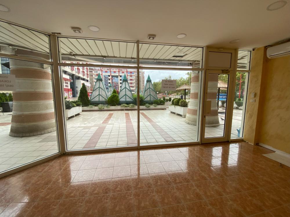 Slika 4 -  Lokal za izdavanje, 74m2, 800€