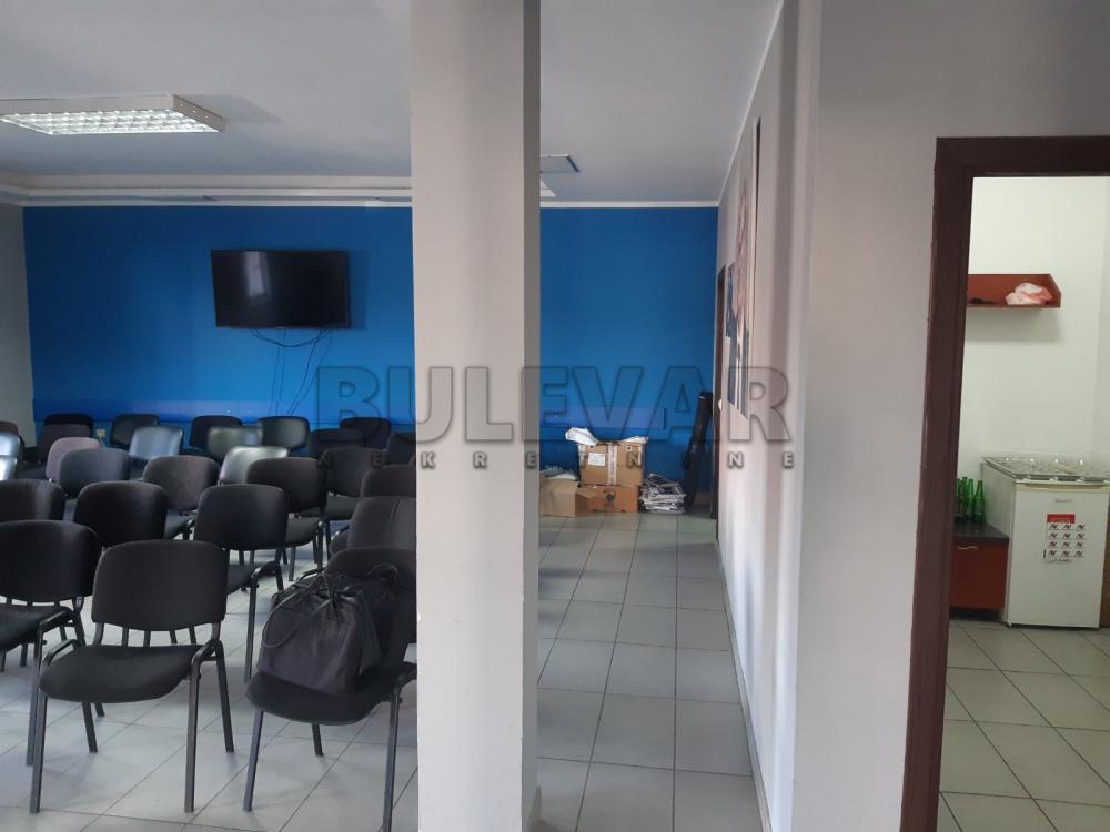 Slika 1 - Knjaževačka,  Lokal za izdavanje, 212m2, 1.250€