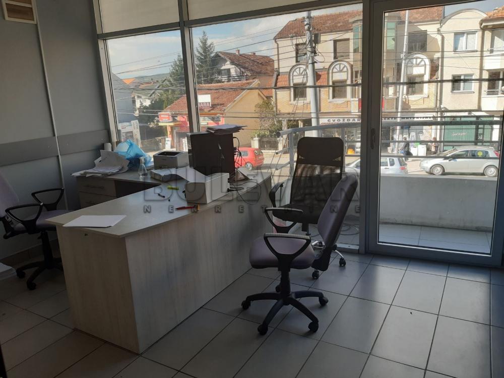 Slika 2 - Knjaževačka,  Lokal za izdavanje, 212m2, 1.250€
