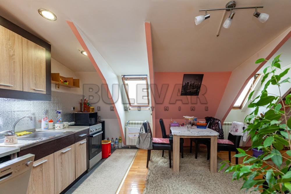 Slika 3 - Obilićev venac, Dvoiposoban stan na prodaju, 80m2, 135.000€