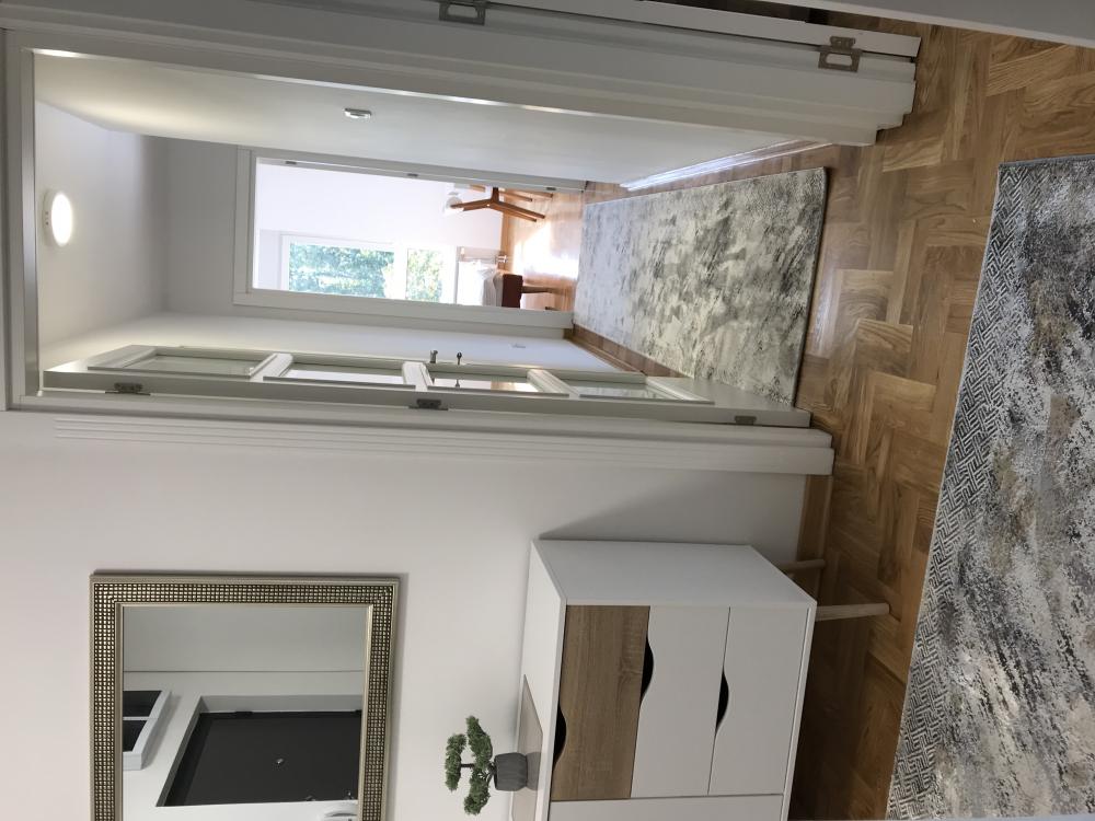 Slika 5 - Maksima Gorkog, Trosoban stan za izdavanje, 80m2, 700€