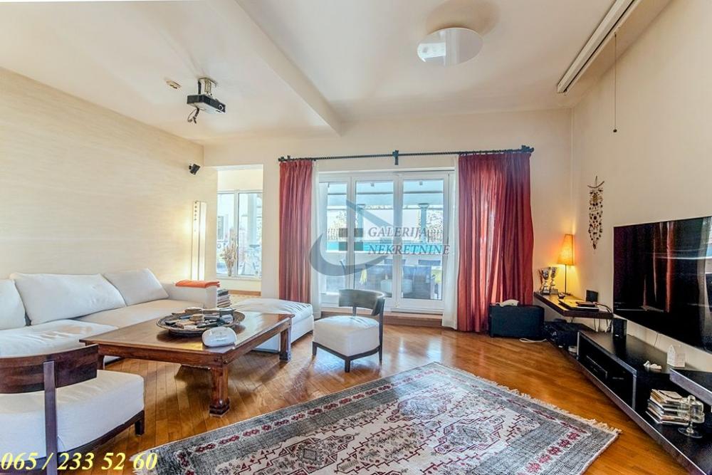 Slika 1 - Mite Cenića , Petosoban stan na prodaju, 375m2, 980.000€