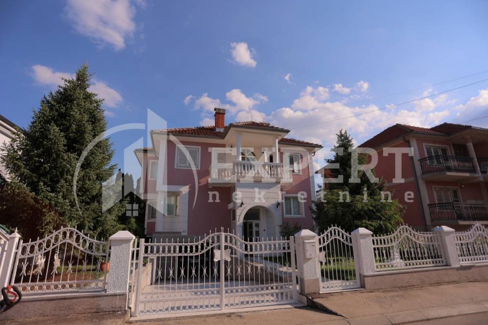Glavna slika -Despota Djurdja,  Kuća na prodaju, 332m2, 412.400€